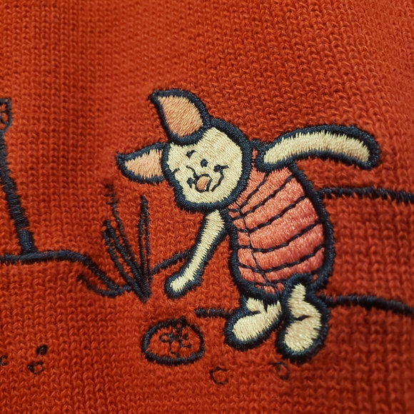 Disney Store Winnie the Pooh & Piglet Sweater Pullover Zip Embroidered Red M - Picture 6 of 8